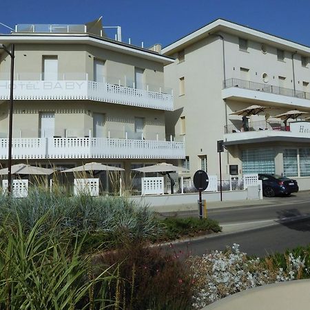 Hotel Gabbiano Rimini Exterior foto