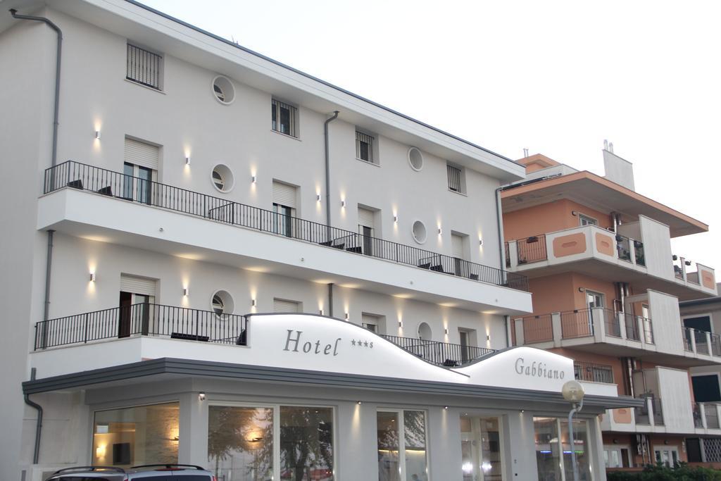 Hotel Gabbiano Rimini Exterior foto